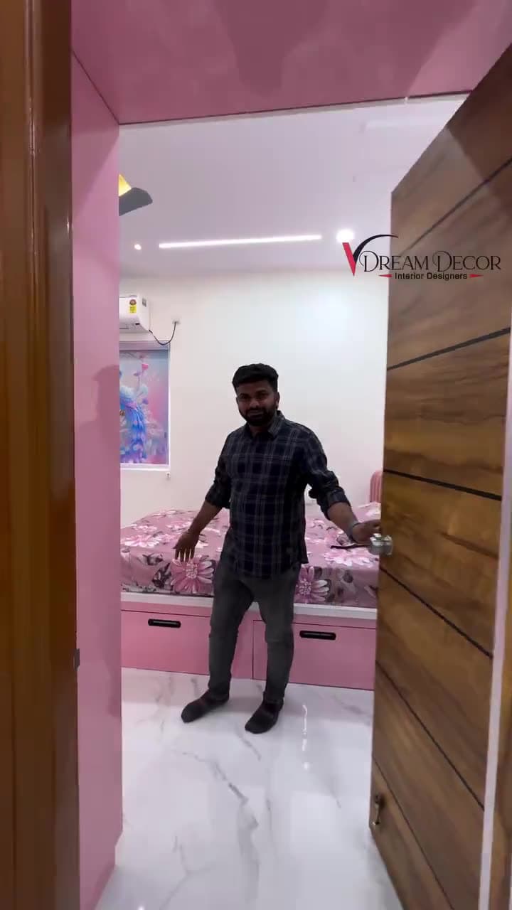 V Dream Decor interior reel